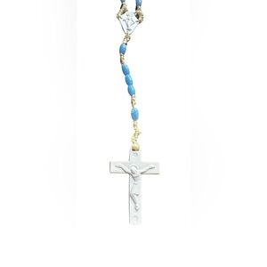 Cross Necklace (Like New - Great Condition) 💙